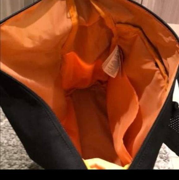 Adidas - Picture 8 of 9